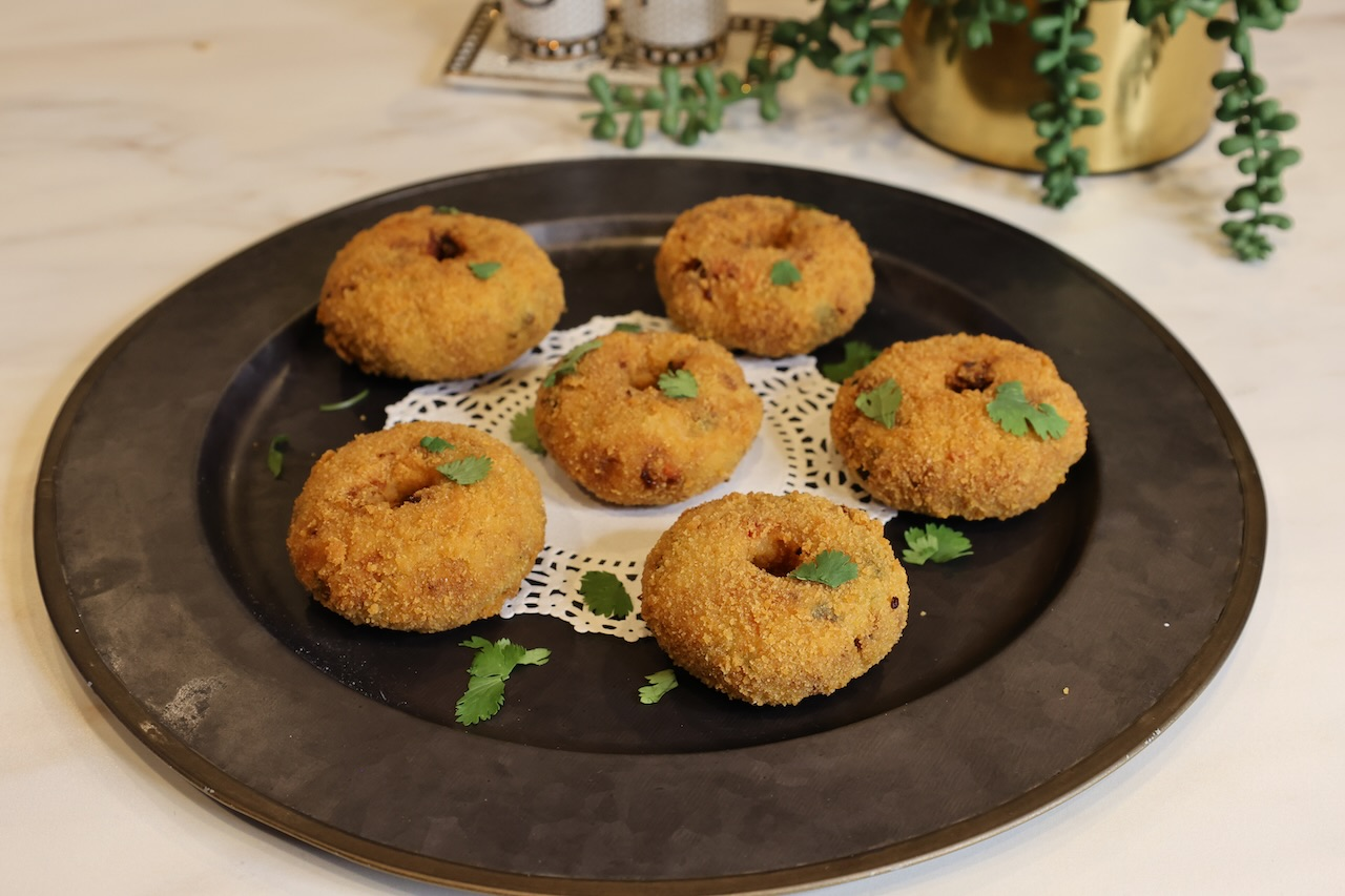 Crispy Cheesy Potato Chicken Doughnuts Recipe | Easy Ramadan Snack