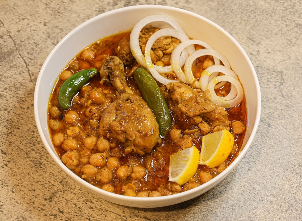 The Best Lahori Murgh Cholay – Chicken & Chickpea Curry